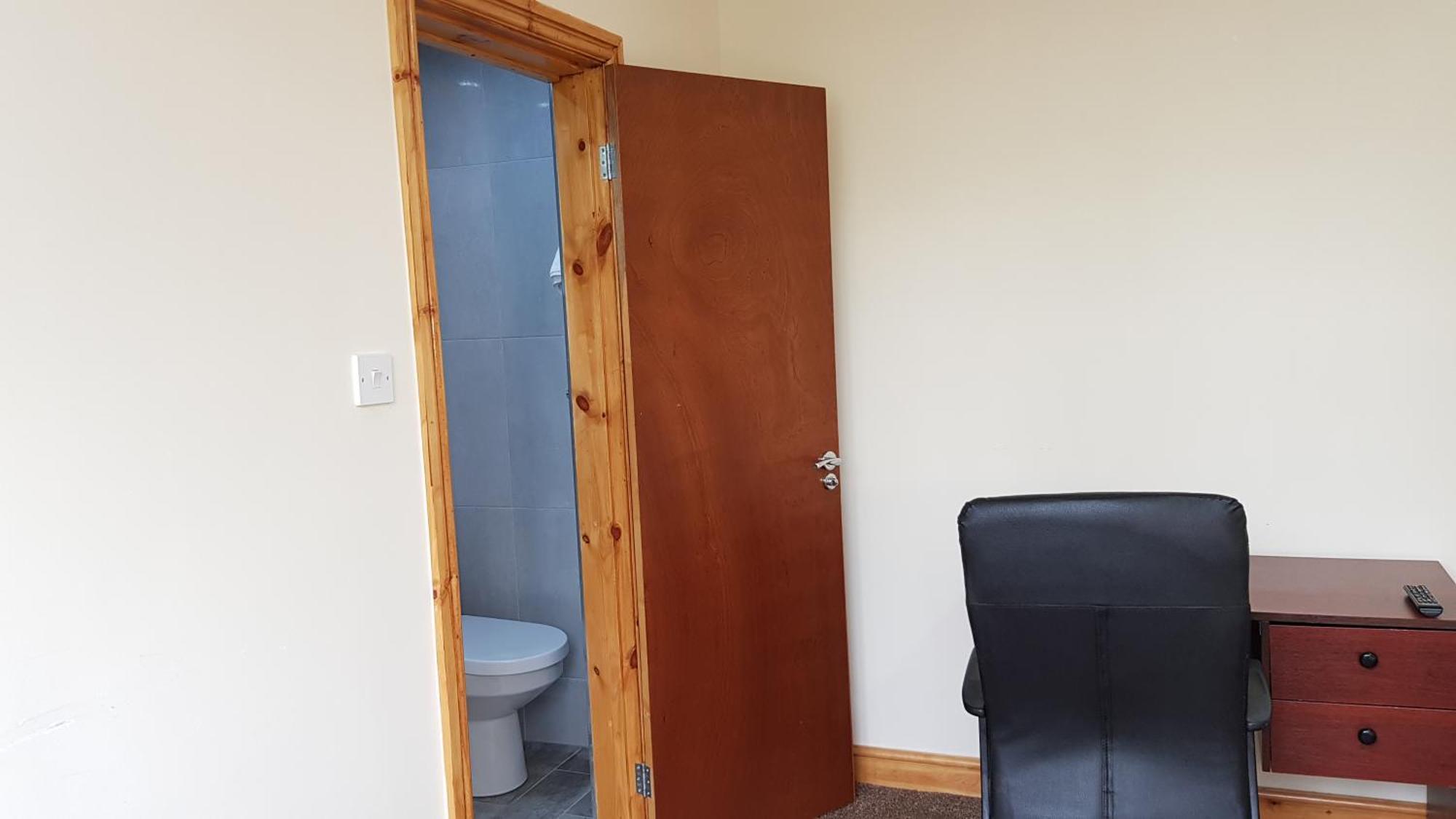Delux Private Bournbrook Guest house Birmingham
