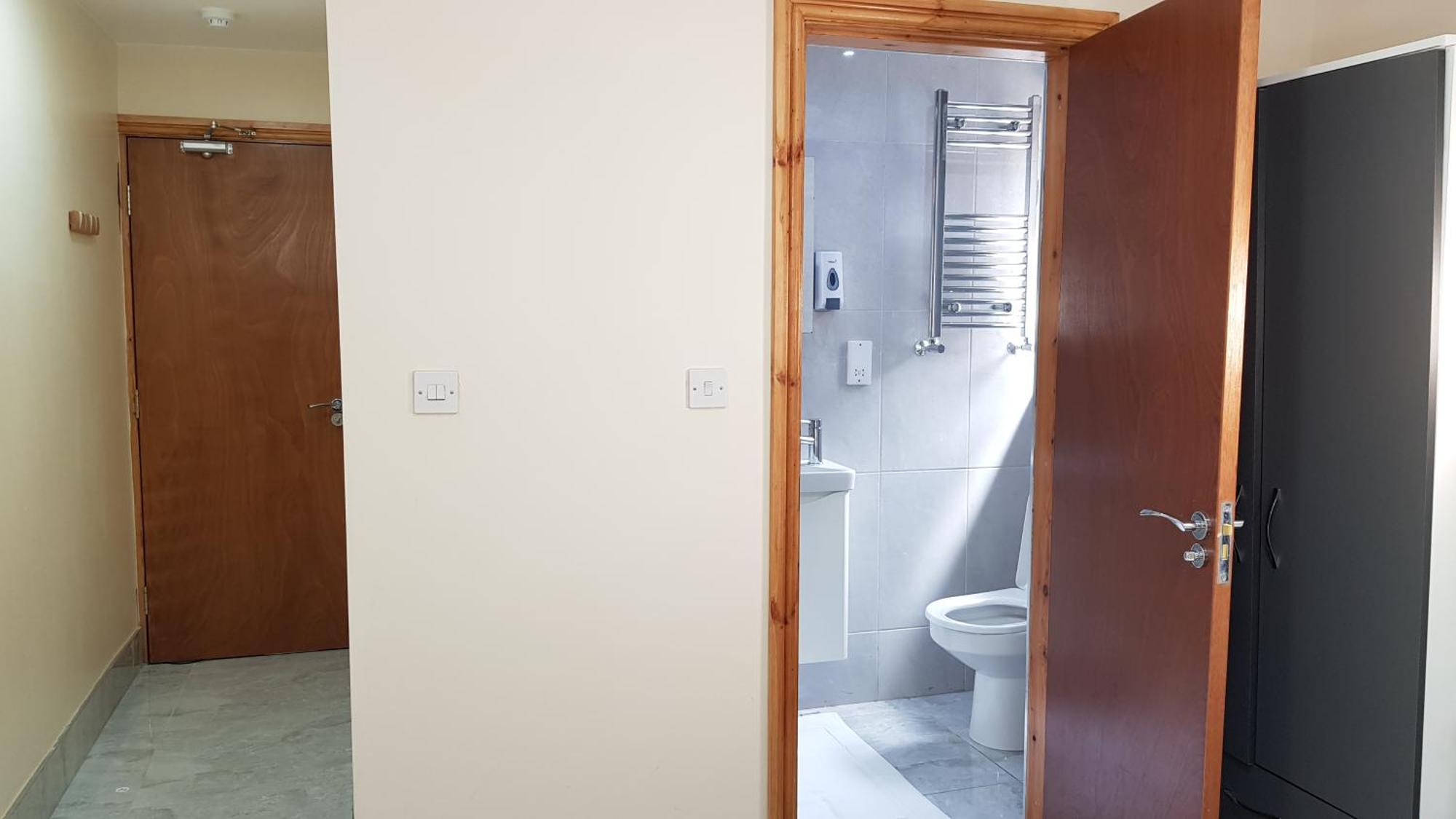 Delux Private Bournbrook Guest house *