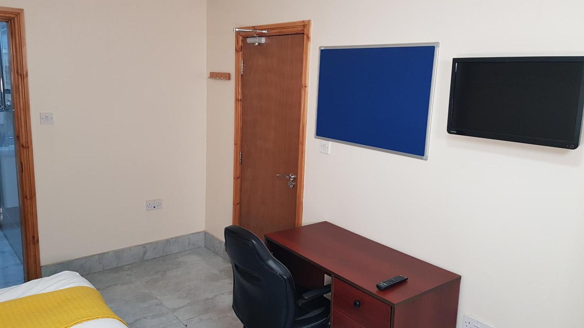 Delux Private Bournbrook Guest house Birmingham